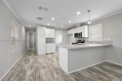 5530 SW 32nd Terrace Dania Beach FL 33312