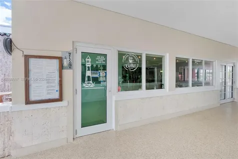 5530 SW 32nd Terrace Dania Beach FL 33312