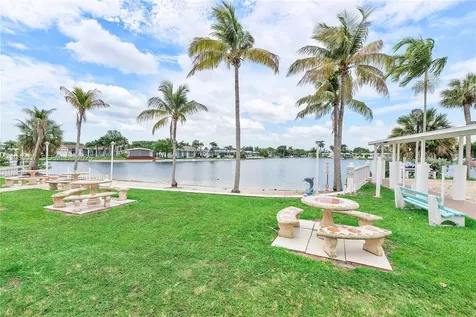 5530 SW 32nd Terrace Dania Beach FL 33312