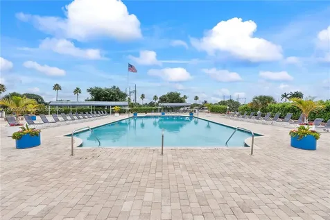 5530 SW 32nd Terrace Dania Beach FL 33312
