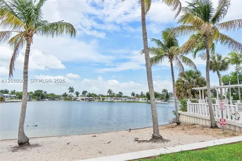 5530 SW 32nd Terrace Dania Beach FL 33312