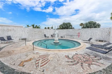 5530 SW 32nd Terrace Dania Beach FL 33312