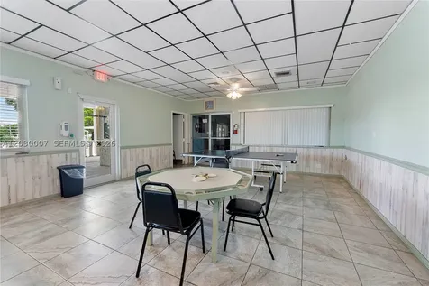 5530 SW 32nd Terrace Dania Beach FL 33312