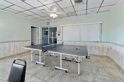 5530 SW 32nd Terrace Dania Beach FL 33312