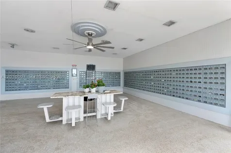 5530 SW 32nd Terrace Dania Beach FL 33312