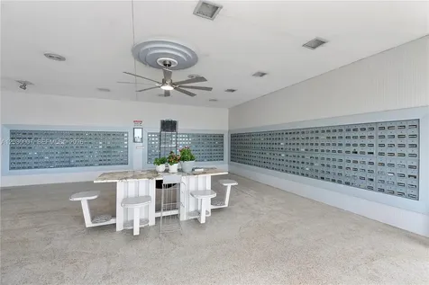 5530 SW 32nd Terrace Dania Beach FL 33312