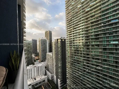 60 SW 13th Street Miami FL 33130