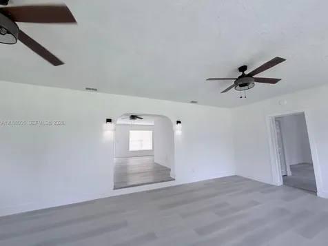 3222 NW 182nd Street Miami Gardens FL 33056