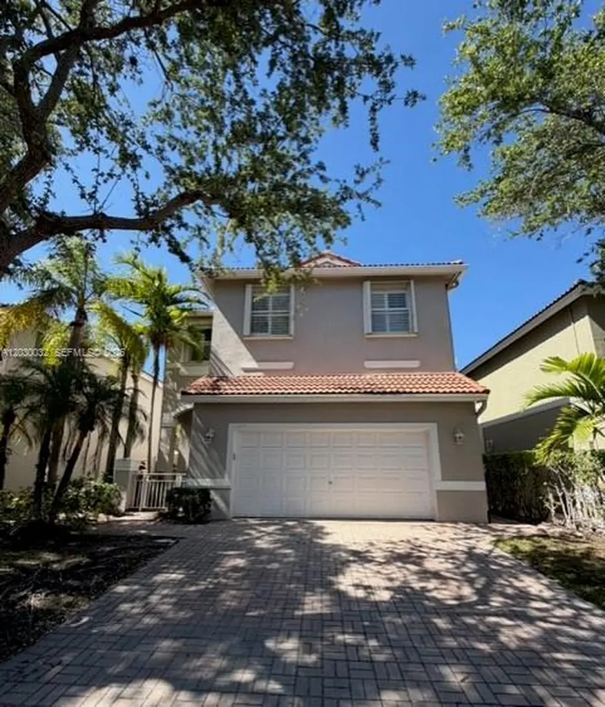 1125 Satinleaf Street Hollywood FL 33019