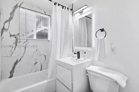 7325 Carlyle Avenue Miami Beach FL 33141