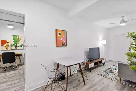 7325 Carlyle Avenue Miami Beach FL 33141
