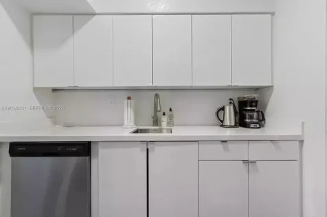 7325 Carlyle Avenue Miami Beach FL 33141