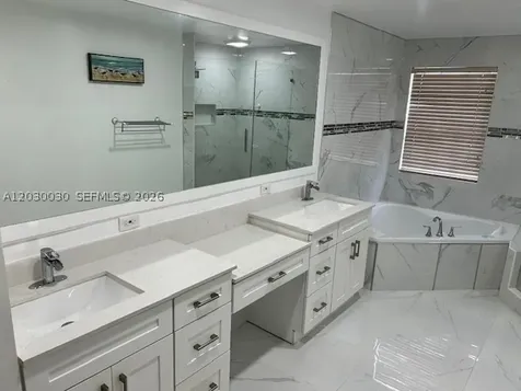 965 SW 102nd Terrace Pembroke Pines FL 33025