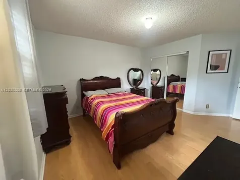965 SW 102nd Terrace Pembroke Pines FL 33025