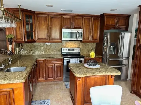 965 SW 102nd Terrace Pembroke Pines FL 33025