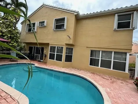 965 SW 102nd Terrace Pembroke Pines FL 33025