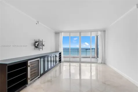 808 Brickell Key Drive Miami FL 33131