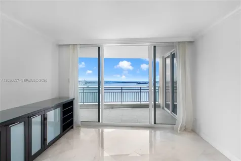 808 Brickell Key Drive Miami FL 33131