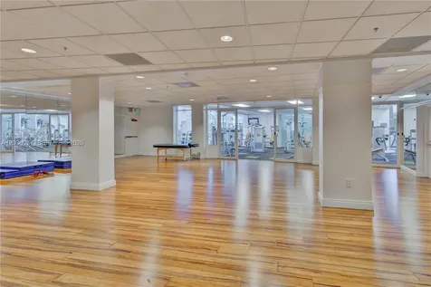 808 Brickell Key Drive Miami FL 33131
