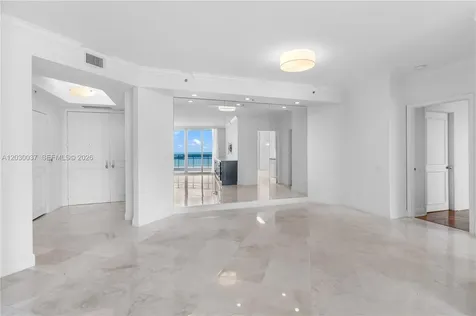 808 Brickell Key Drive Miami FL 33131