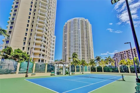 808 Brickell Key Drive Miami FL 33131