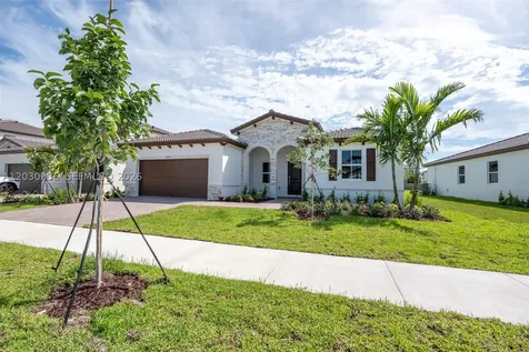 2485 SE 29th Drive Homestead FL 33035