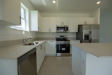 2485 SE 29th Drive Homestead FL 33035