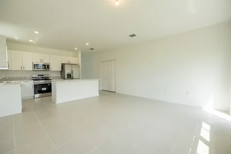 2485 SE 29th Drive Homestead FL 33035