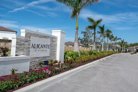 2485 SE 29th Drive Homestead FL 33035