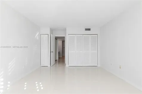 210 Sea View Drive Key Biscayne FL 33149