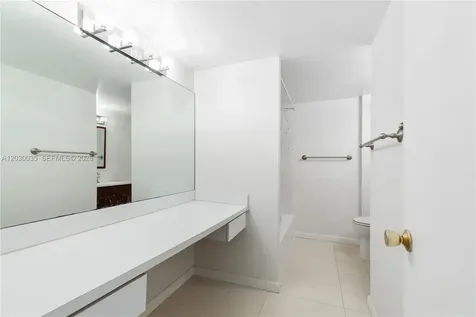 210 Sea View Drive Key Biscayne FL 33149