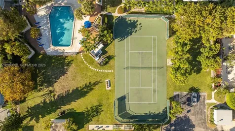 210 Sea View Drive Key Biscayne FL 33149