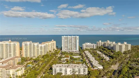 210 Sea View Drive Key Biscayne FL 33149