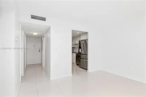 210 Sea View Drive Key Biscayne FL 33149