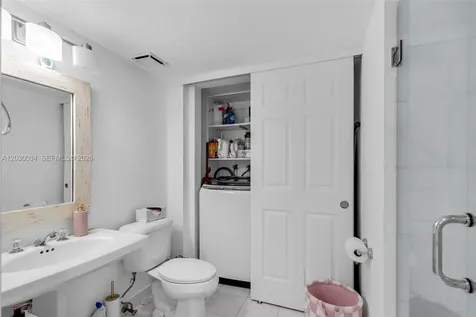 3500 Mystic Pointe Drive Aventura FL 33180