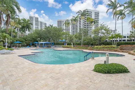 3500 Mystic Pointe Drive Aventura FL 33180
