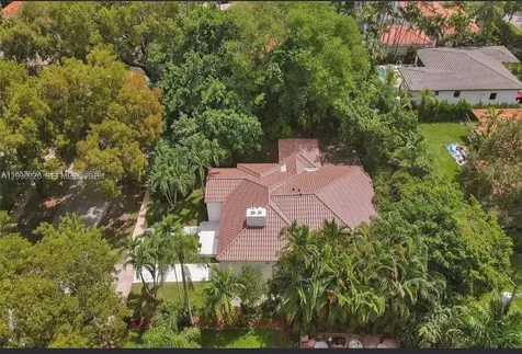 528 Sevilla Avenue Coral Gables FL 33134
