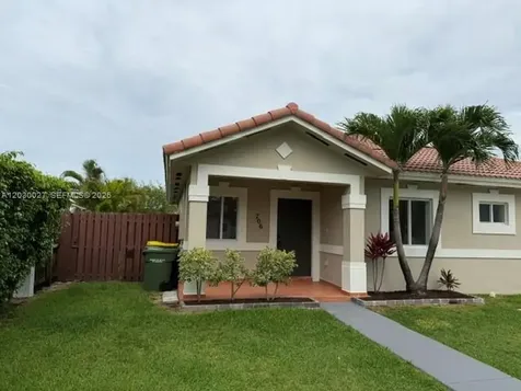 706 SE 14th Avenue Homestead FL 33033