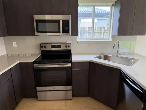 706 SE 14th Avenue Homestead FL 33033