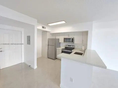 5077 NW 7th Street Miami FL 33126