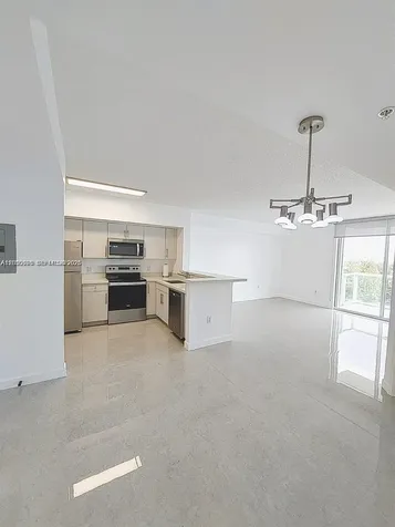 5077 NW 7th Street Miami FL 33126