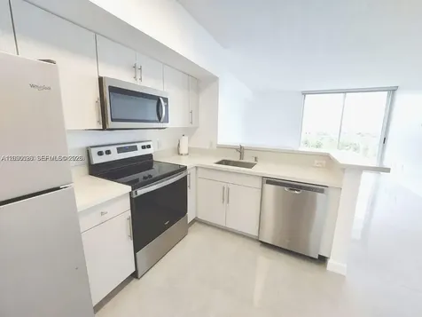 5077 NW 7th Street Miami FL 33126