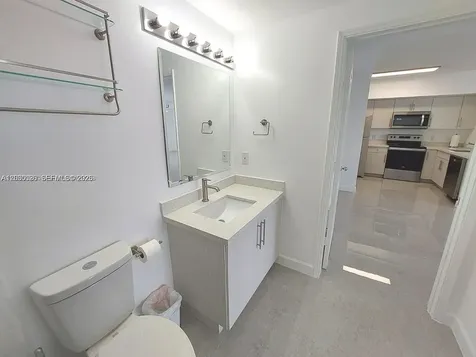 5077 NW 7th Street Miami FL 33126