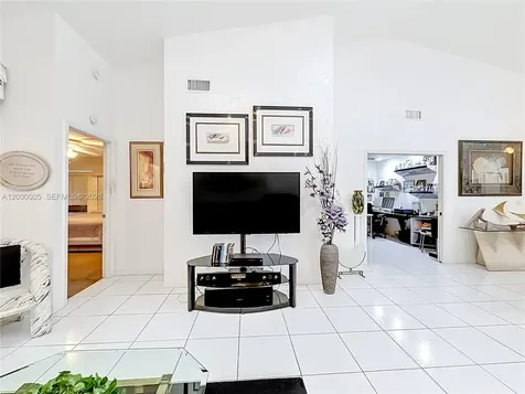 5591 Royal Lake Circle Boynton Beach FL 33437