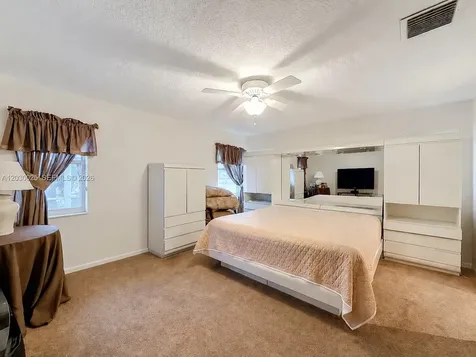 5591 Royal Lake Circle Boynton Beach FL 33437