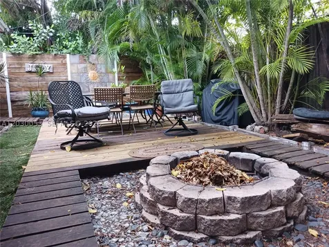 2635 SW 34th Court Miami FL 33133