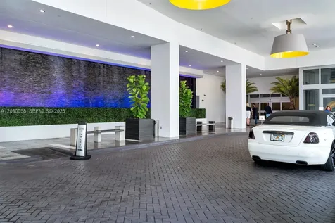 1100 Biscayne Boulevard Miami FL 33132