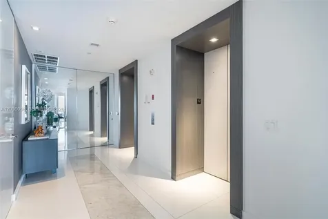 1100 Biscayne Boulevard Miami FL 33132
