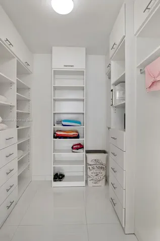 1100 Biscayne Boulevard Miami FL 33132