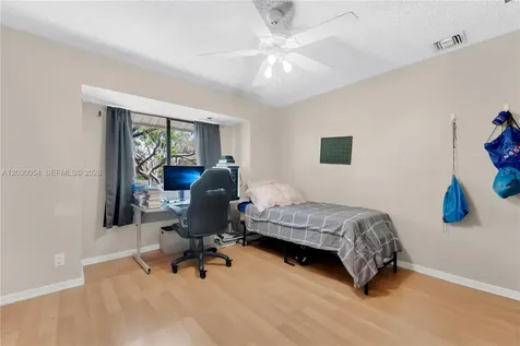 3541 NW 99th Terrace Sunrise FL 33351